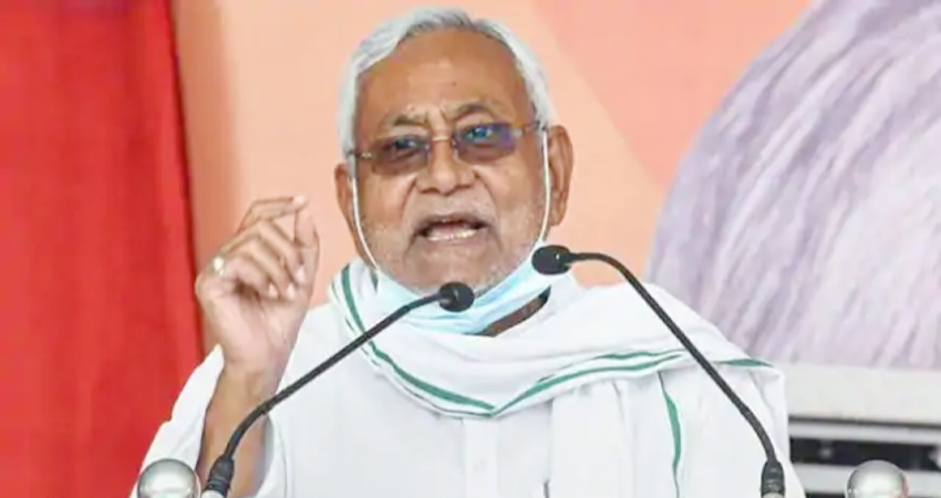 नीतीश के ''अंतिम चुनाव'' वाले बयान पर JDU की सफाई, कहा- समाजसेवी कभी रिटायर नहीं होते नीतीश के ''अंतिम चुनाव'' वाले बयान पर JDU की सफाई, कहा- समाजसेवी कभी रिटायर नहीं होते
